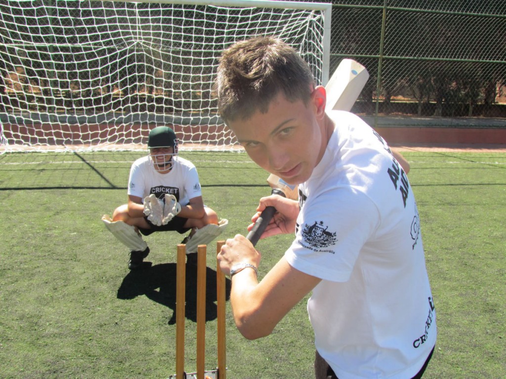 Projeto Cricket Poços de Caldas conta hoje com cerca de 400 alunos