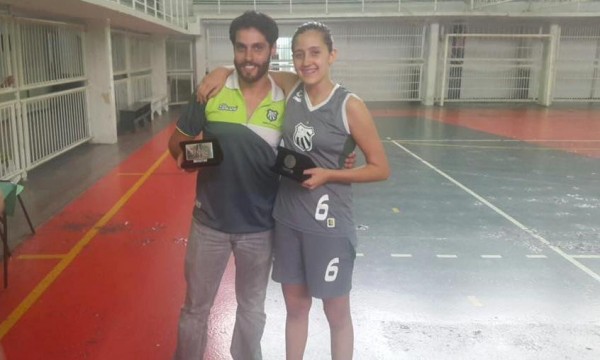 Phillipe e Julia, da Caldense, são eleitos melhor técnico e atleta da competição (Foto: Arquivo pessoal / Júlia Abrão)