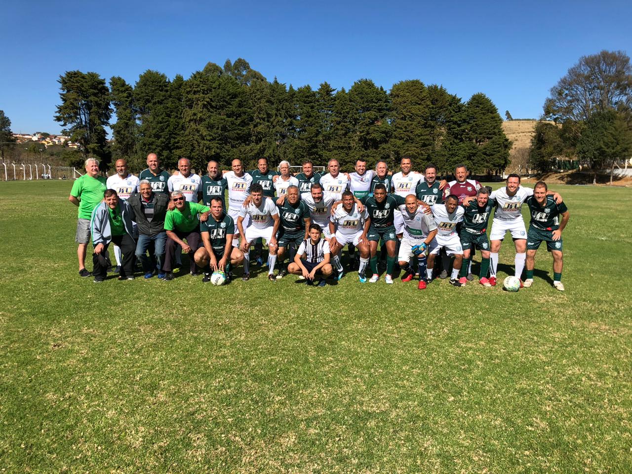 Equipe de futebol máster realiza jogo-treino visando os próximos compromissos