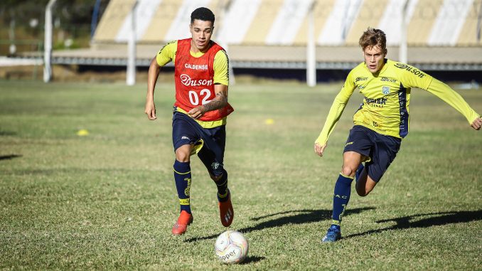 leo e henrique