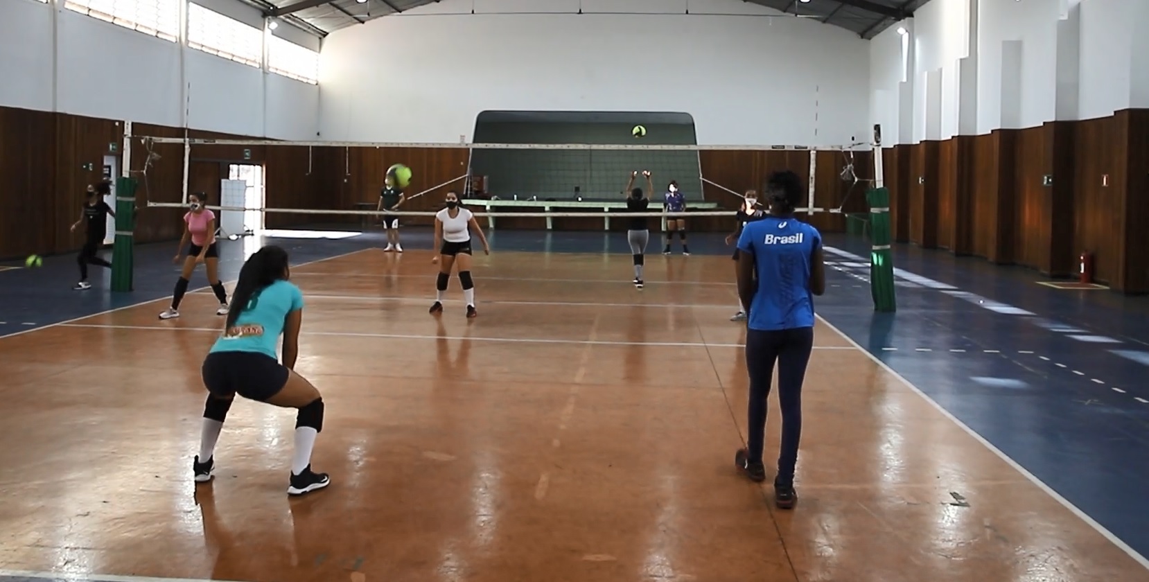 Projetos de vôlei: Atleta enaltece os cuidados tomados pela Caldense no retorno das atividades