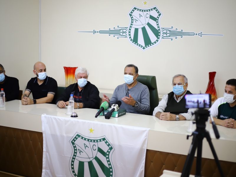 Novo técnico da Caldense, Gian Rodrigues é oficialmente apresentado