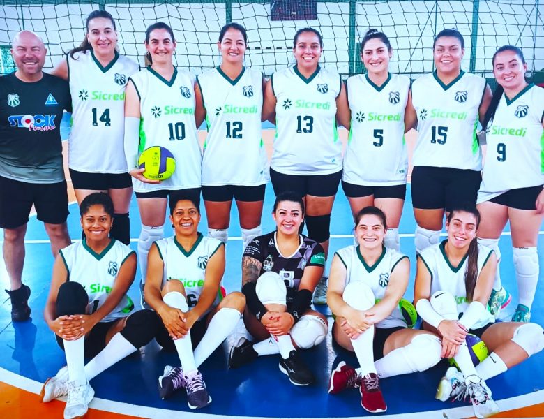 Vôlei feminino da Caldense lidera a Liga Vinhedo Voleibol
