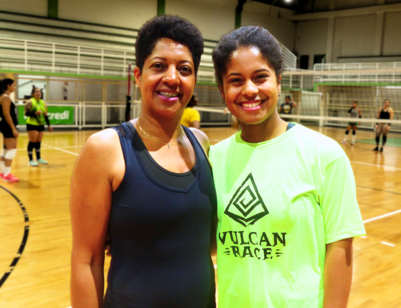 Família no esporte: Mãe e filha podem ser campeãs juntas pela Caldense no próximo domingo