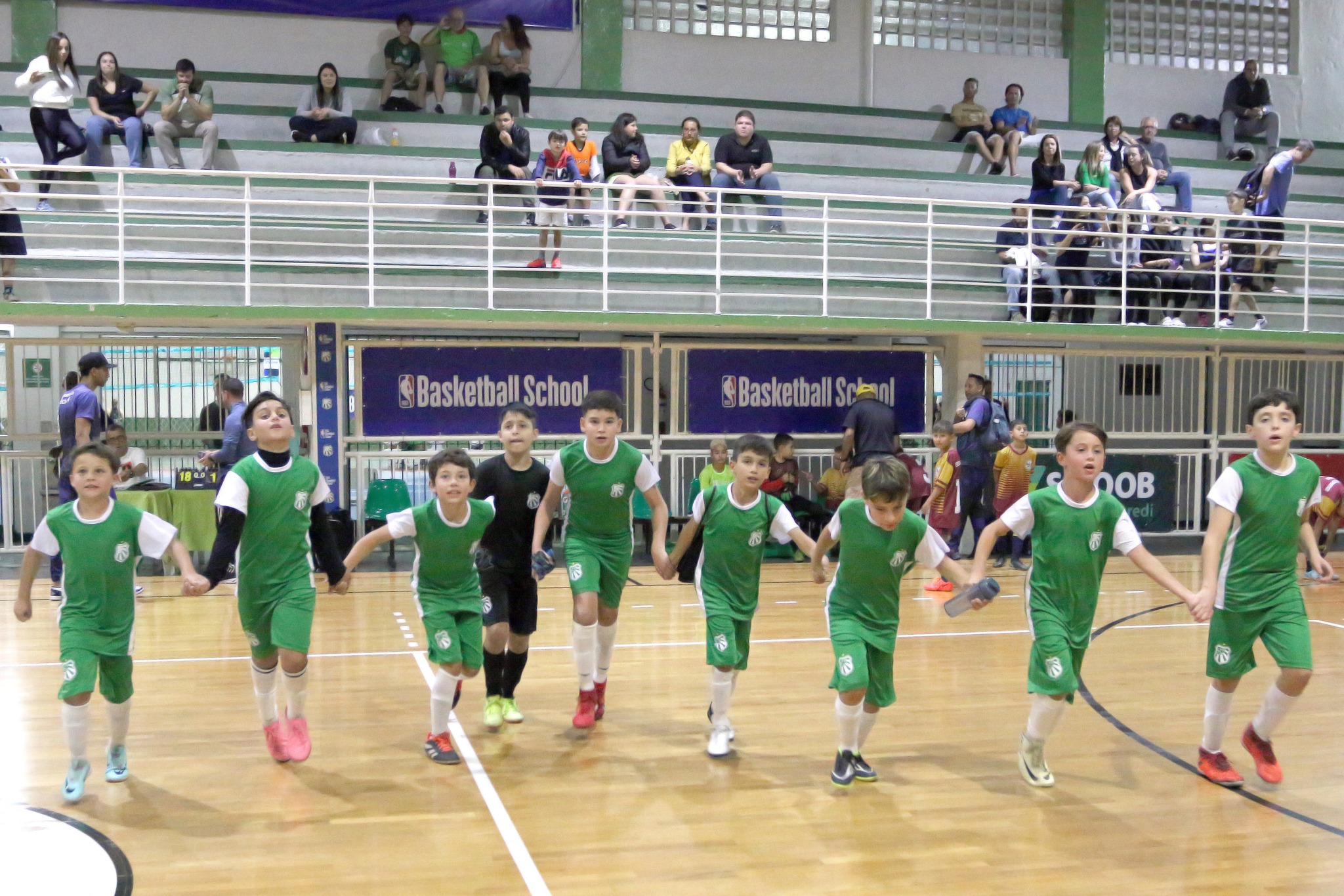 Caldense goleia e avança para as oitavas na Copa de Futsal Pré-Mirim Zona Sul