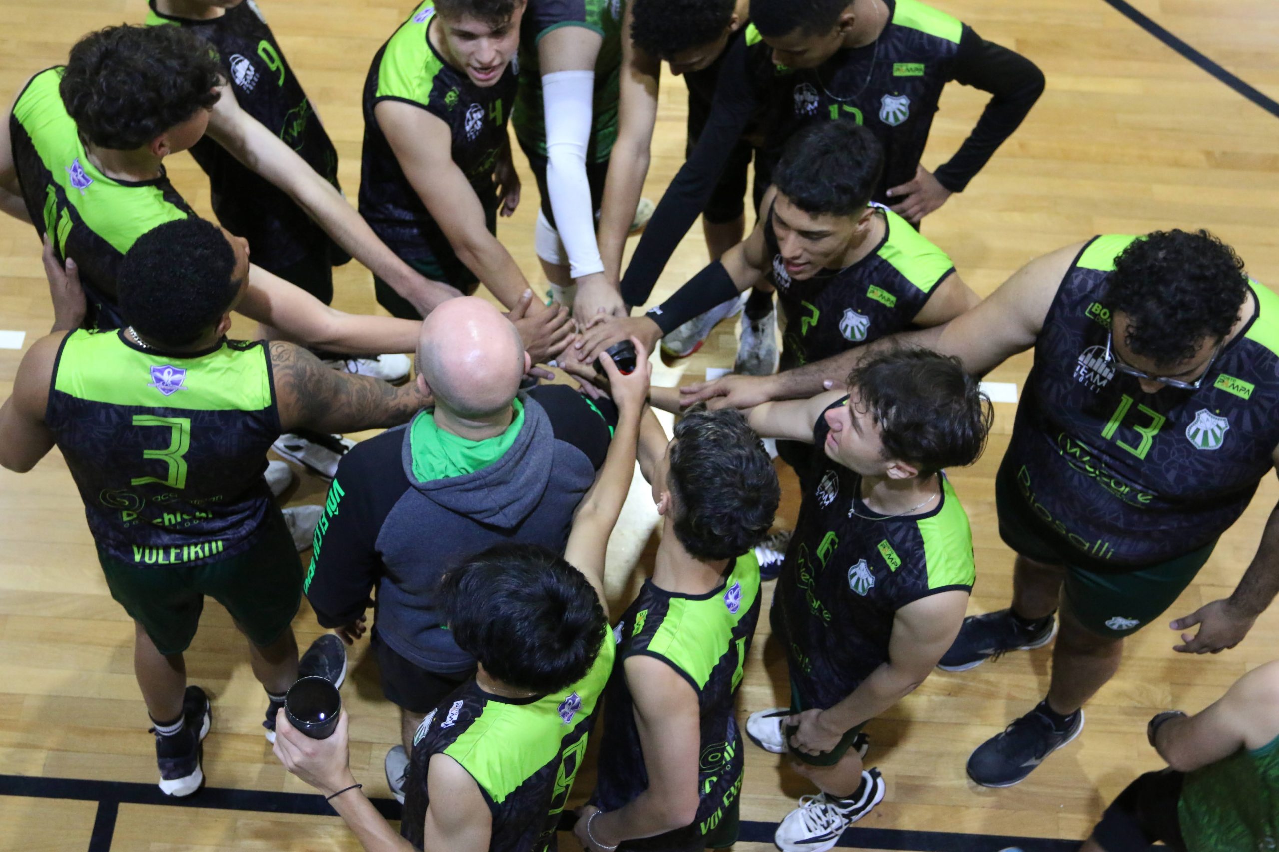 Caldense domina Copa Regional de Voleibol com vitórias expressivas em várias categorias