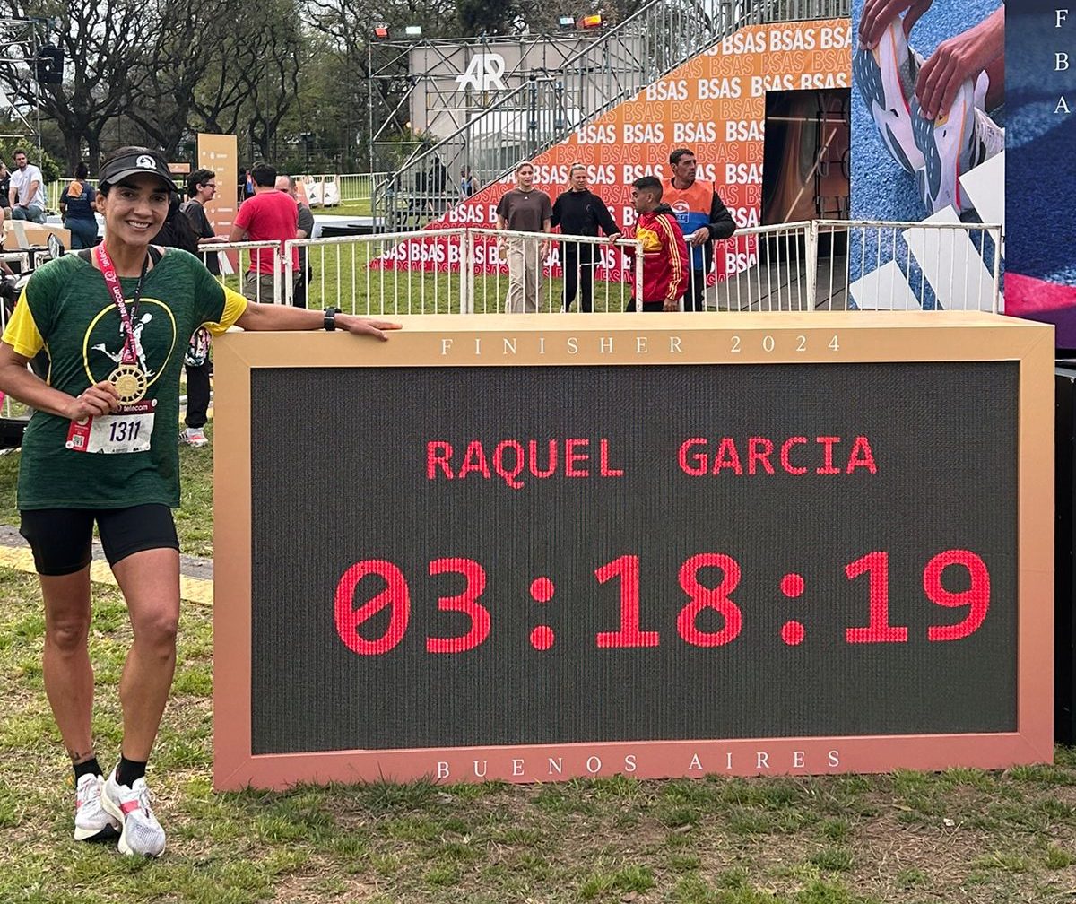 Raquel Garcia representa a Caldense na Maratona de Buenos Aires