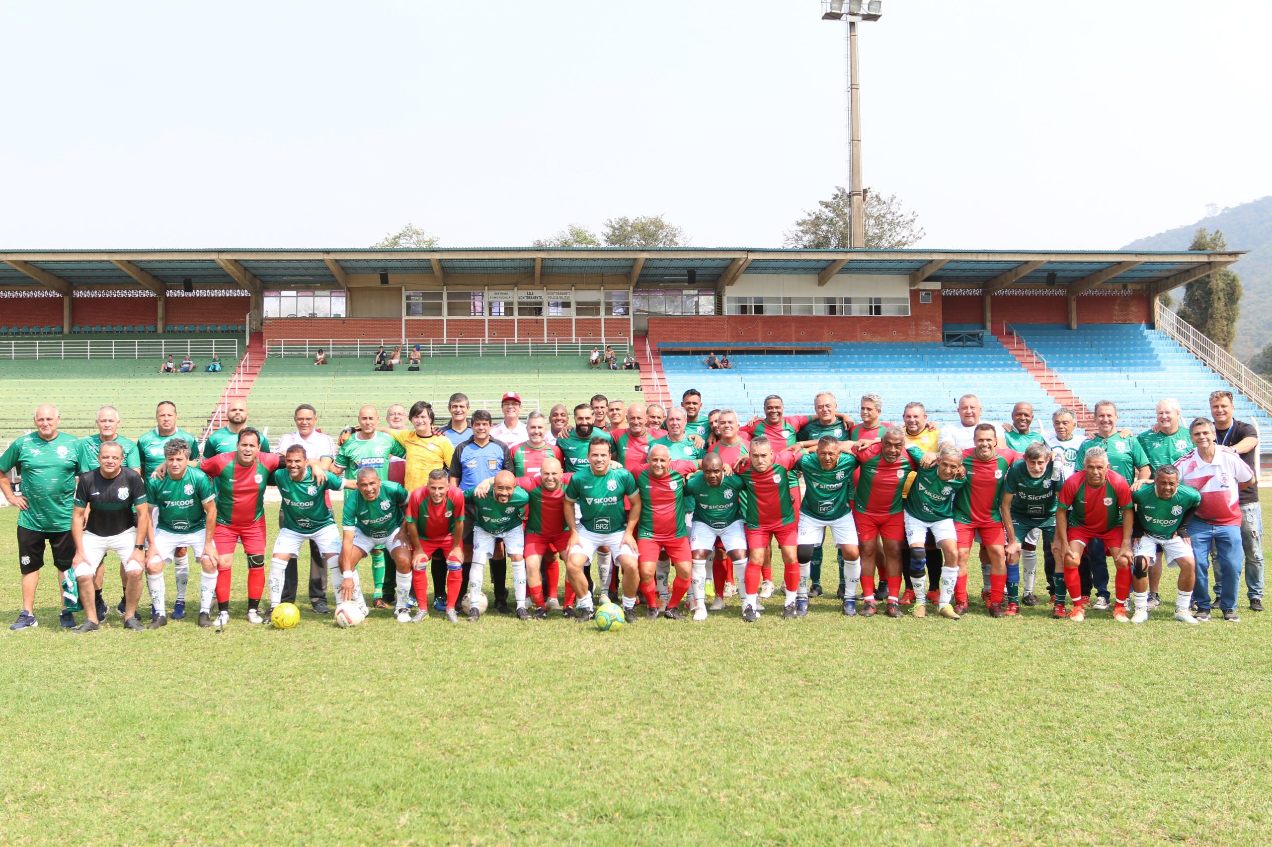 Futebol Master da Caldense vence Portuguesa Santista por 4 a 0 em jogo festivo dos 99 anos