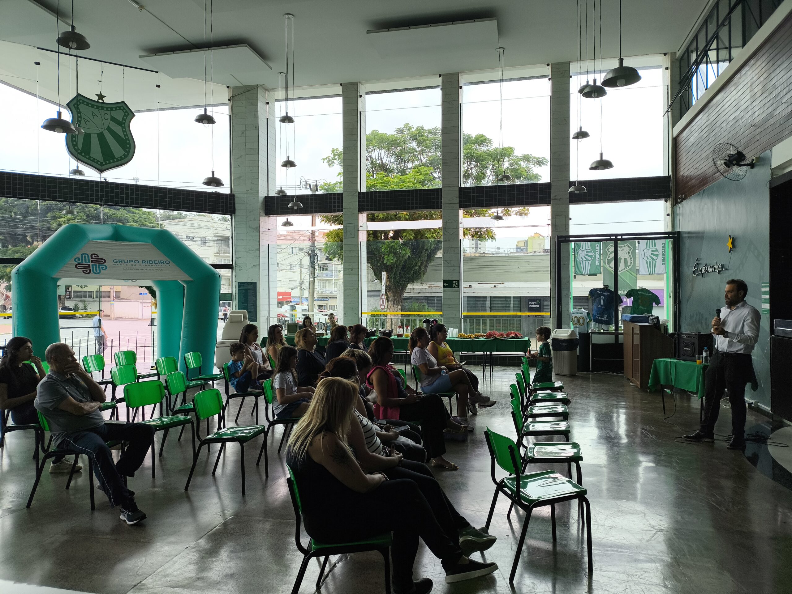 Caldense recebe “Dia da Saúde e Beleza” com uma série de palestras para associados e colaboradores