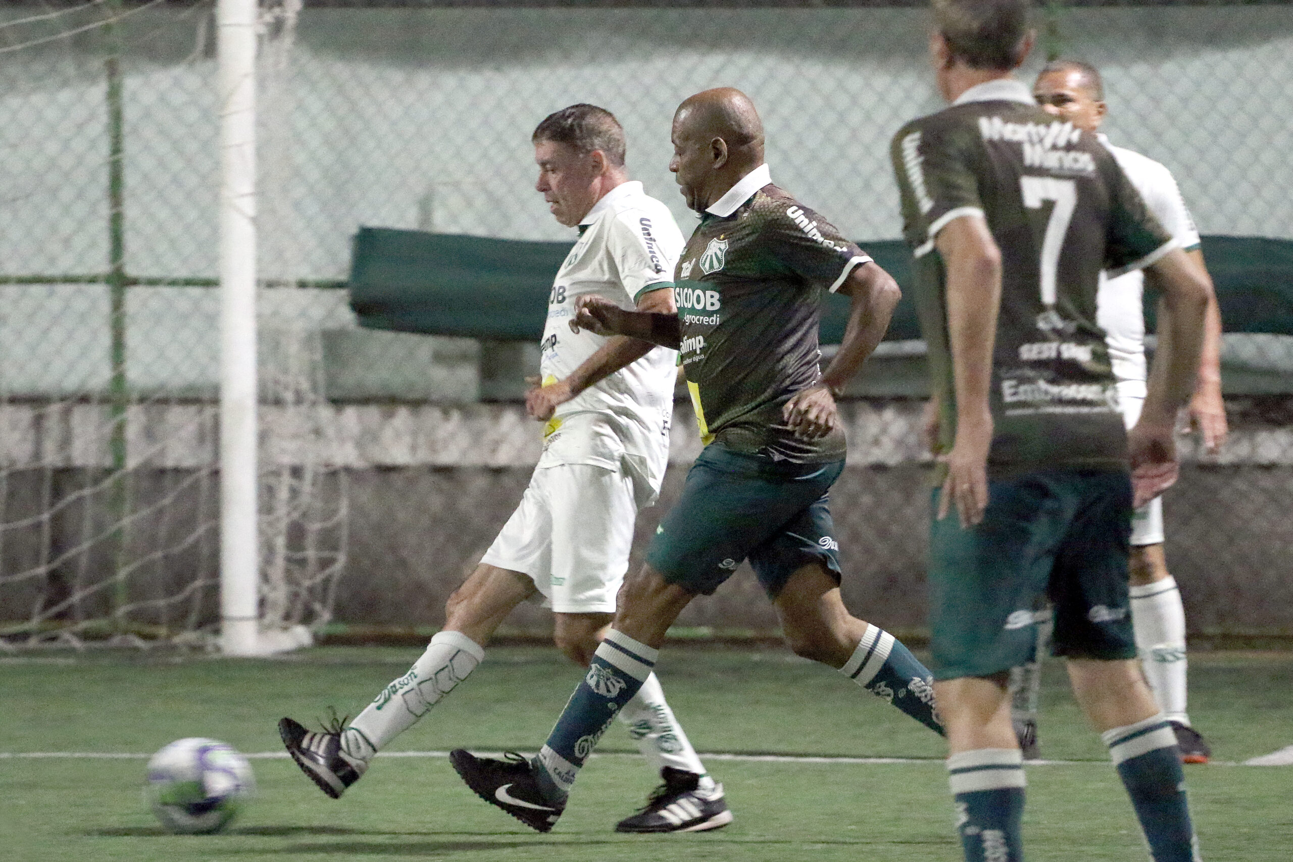 Segunda rodada da Taça de Futebol Society 50+ “Mourivaldo Melo, o Moura” movimenta a sede social da Caldense