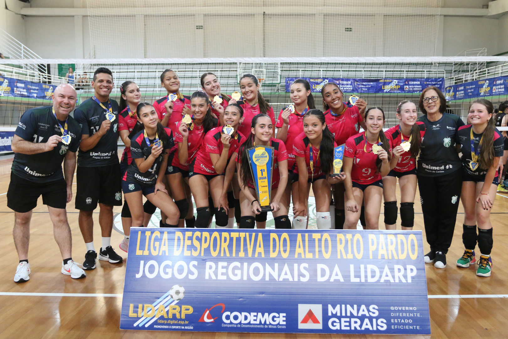 Equipe de Vôlei Sub-15 Feminino da Caldense conquista o título da Lidarp em finais emocionantes