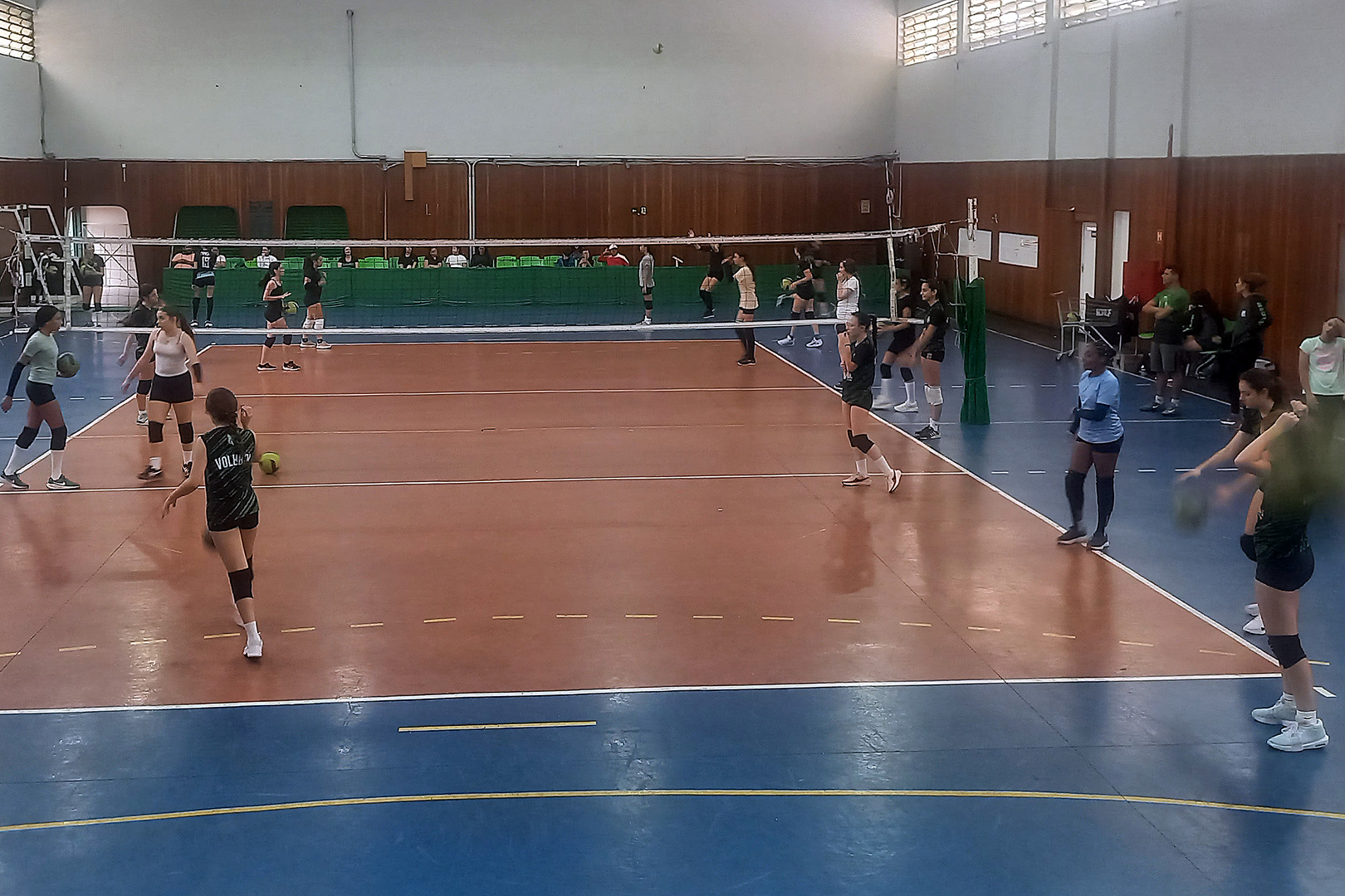 Peneira oficial da Caldense reúne 180 jovens e projeta fortalecimento do voleibol para 2026