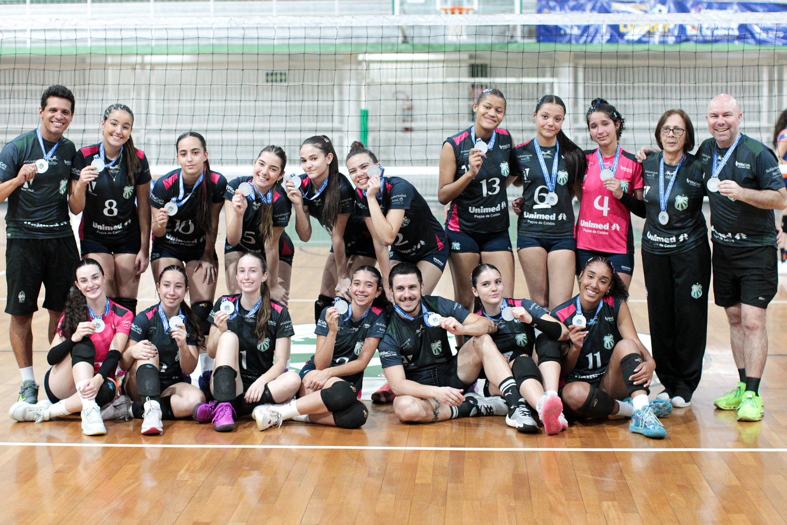 Sub-17 Feminino da Caldense conquista medalha de prata na Copa Regional de Voleibol