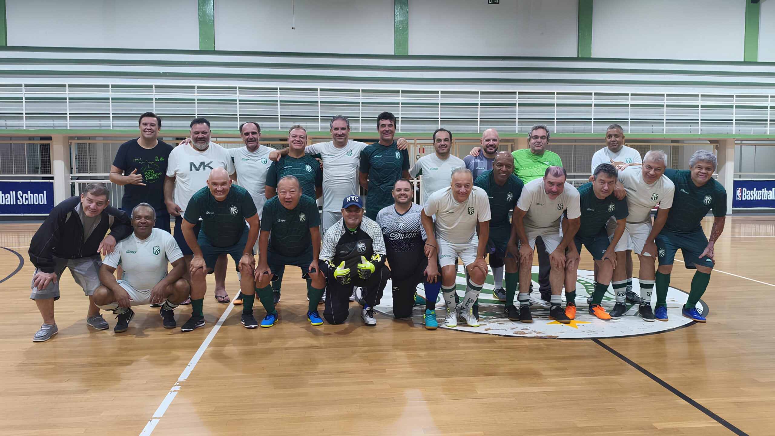 Encontro de futsal 50+ reúne associados na Caldense