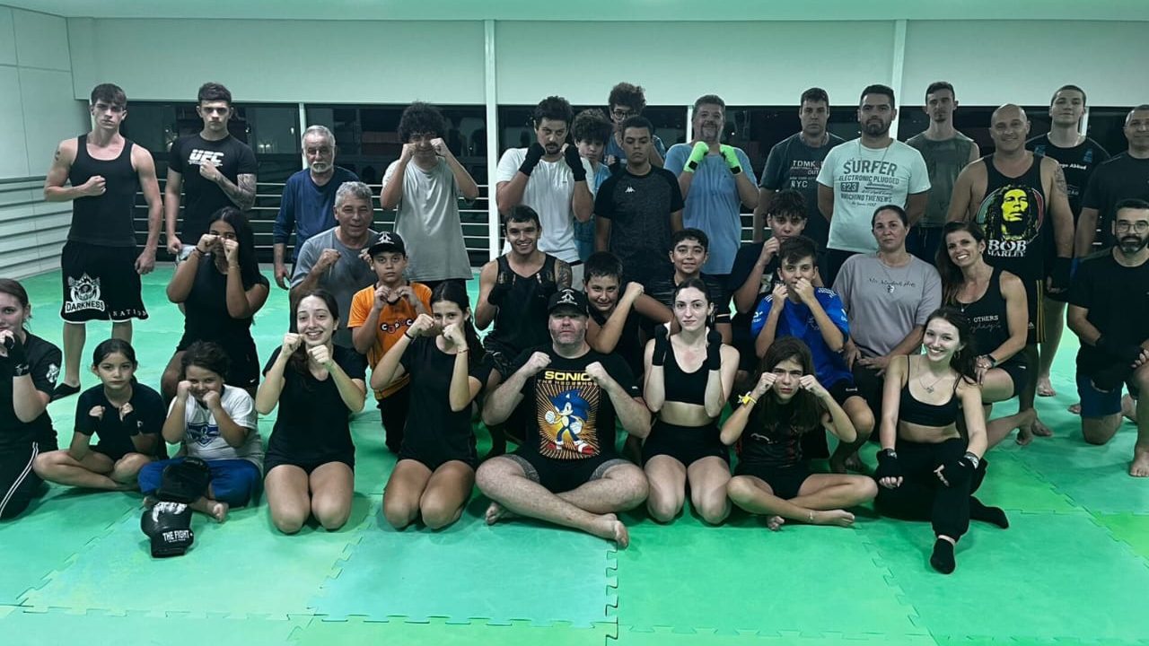 Com aulas bem equipadas, muay thai faz sucesso entre associados da Caldense