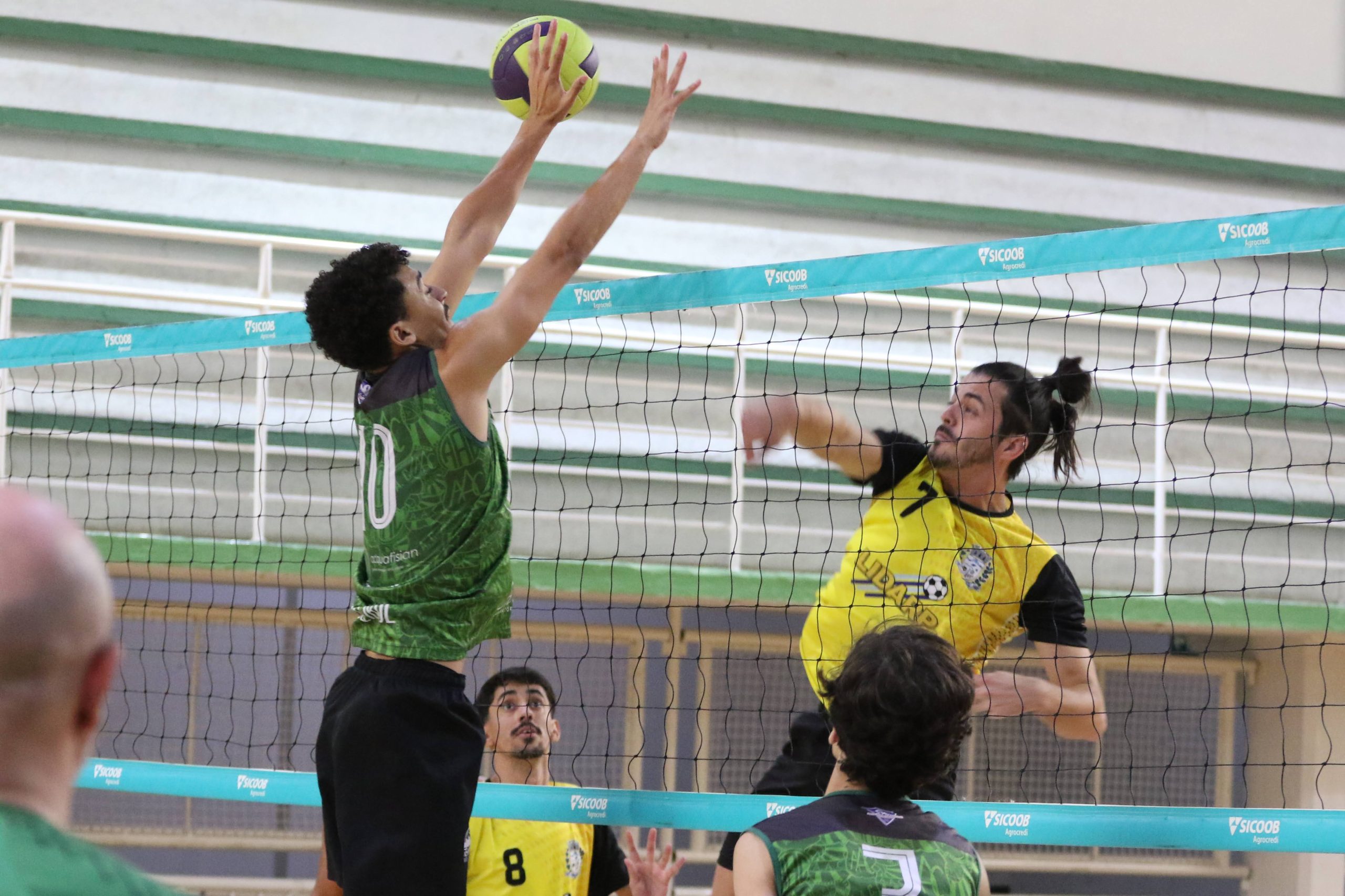 Vôlei Adulto da Caldense garante vaga na final da Lidarp 2024 ao vencer Paraguaçu por 3 a 0