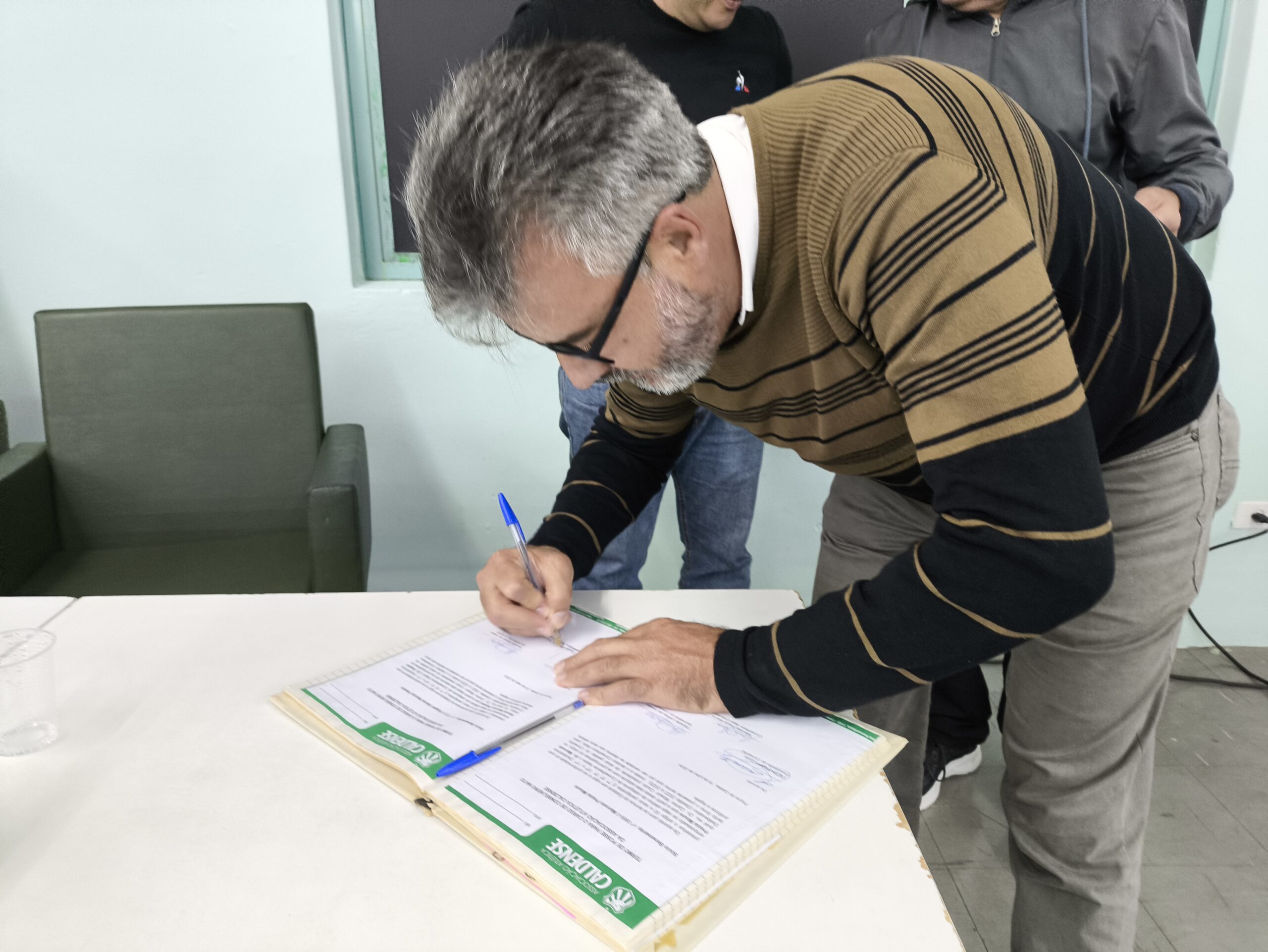 Ângelo Narcizo recebe título de Conselheiro Nato da Caldense