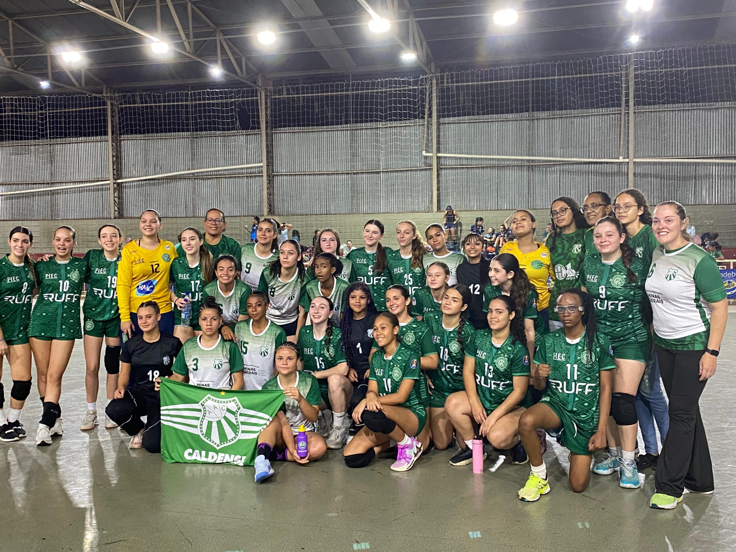 Caldense se destaca em fim de semana intenso no handebol masculino e feminino