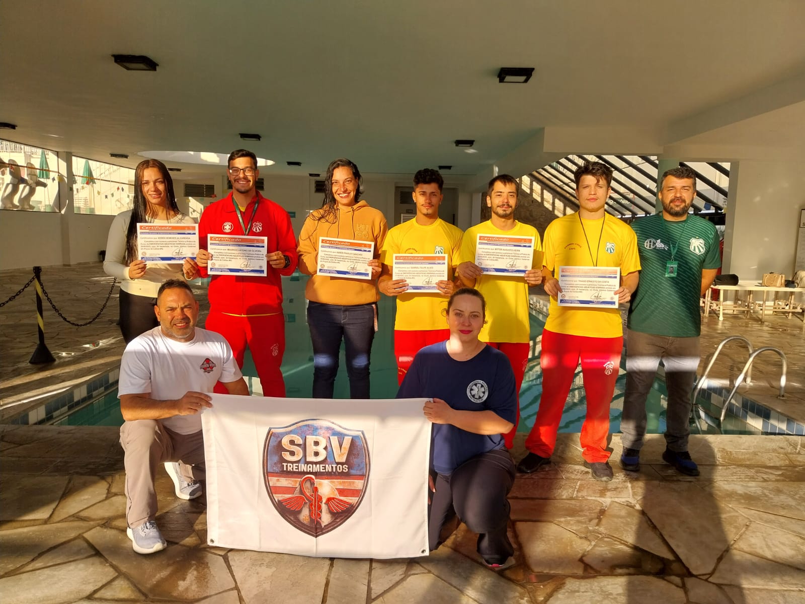 Caldense realiza treinamento de reciclagem para equipe de salva-vidas