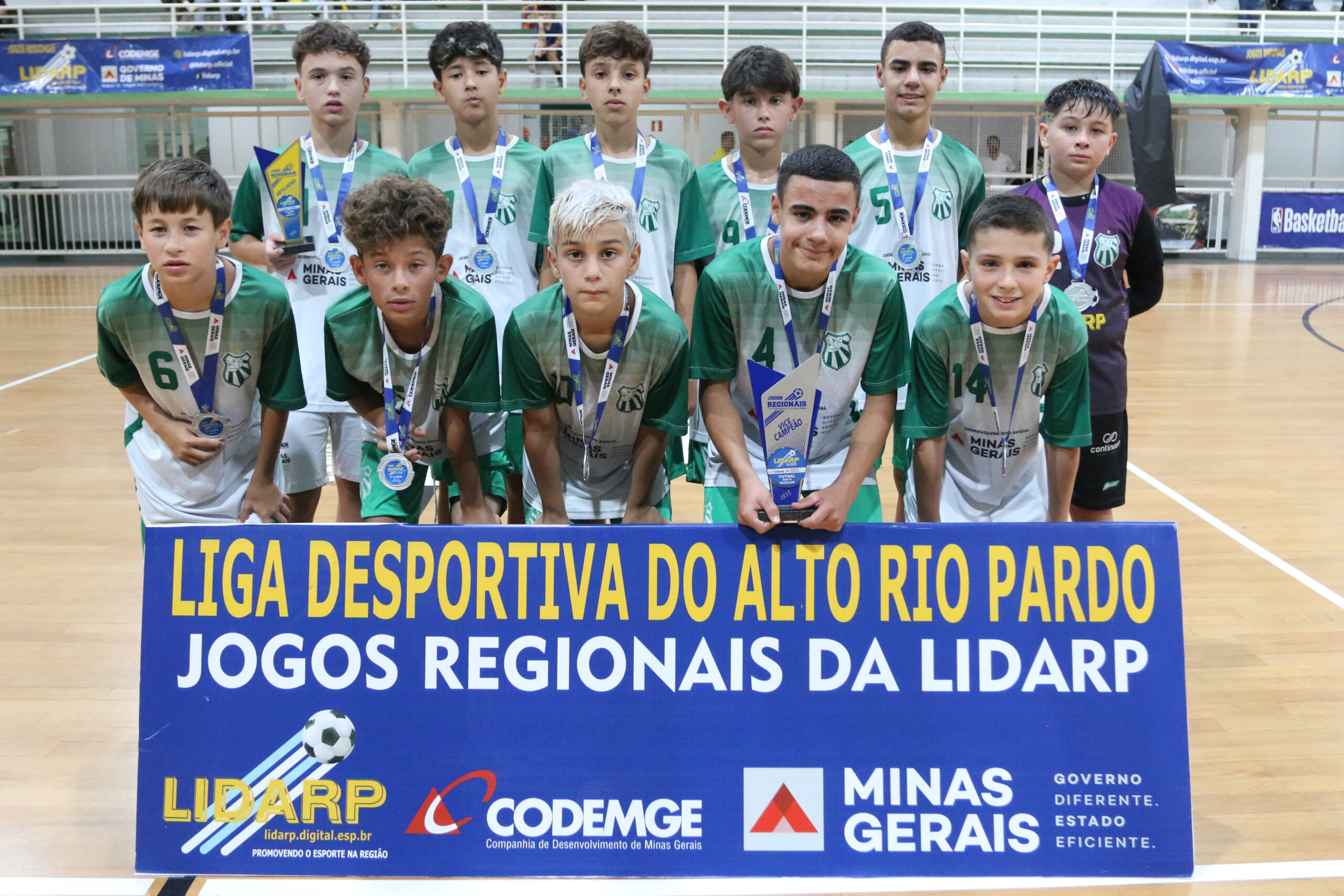 Equipe Sub-13 de futsal da Caldense é vice-campeã da Lidarp 2025