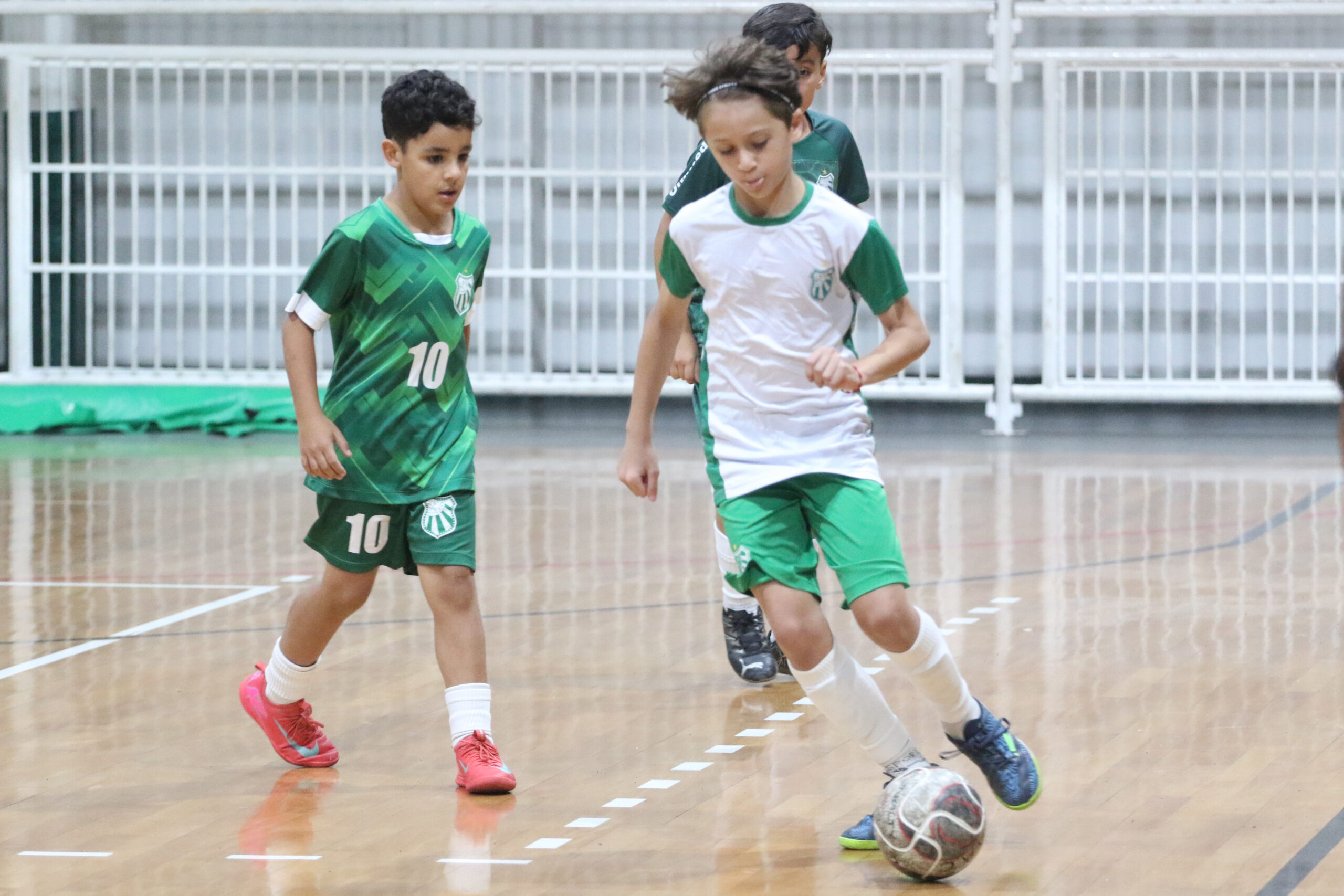 Copa de Futsal Infantil Antônio Bento Gonçalves anima mais uma noite na Caldense