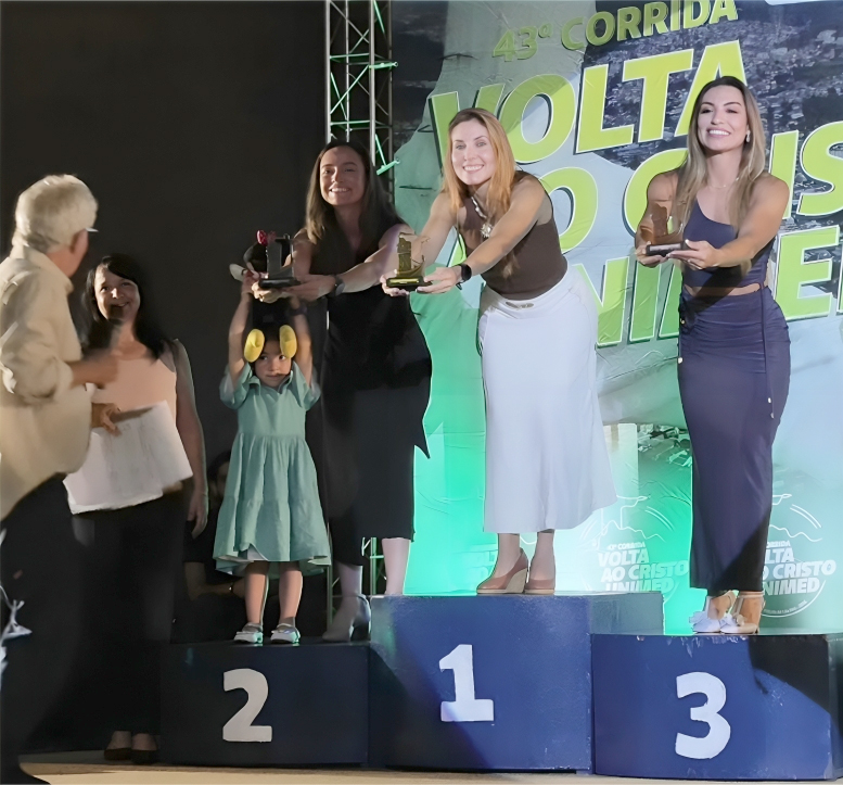 Atletas da Caldense são premiados na 43ª Volta ao Cristo Unimed