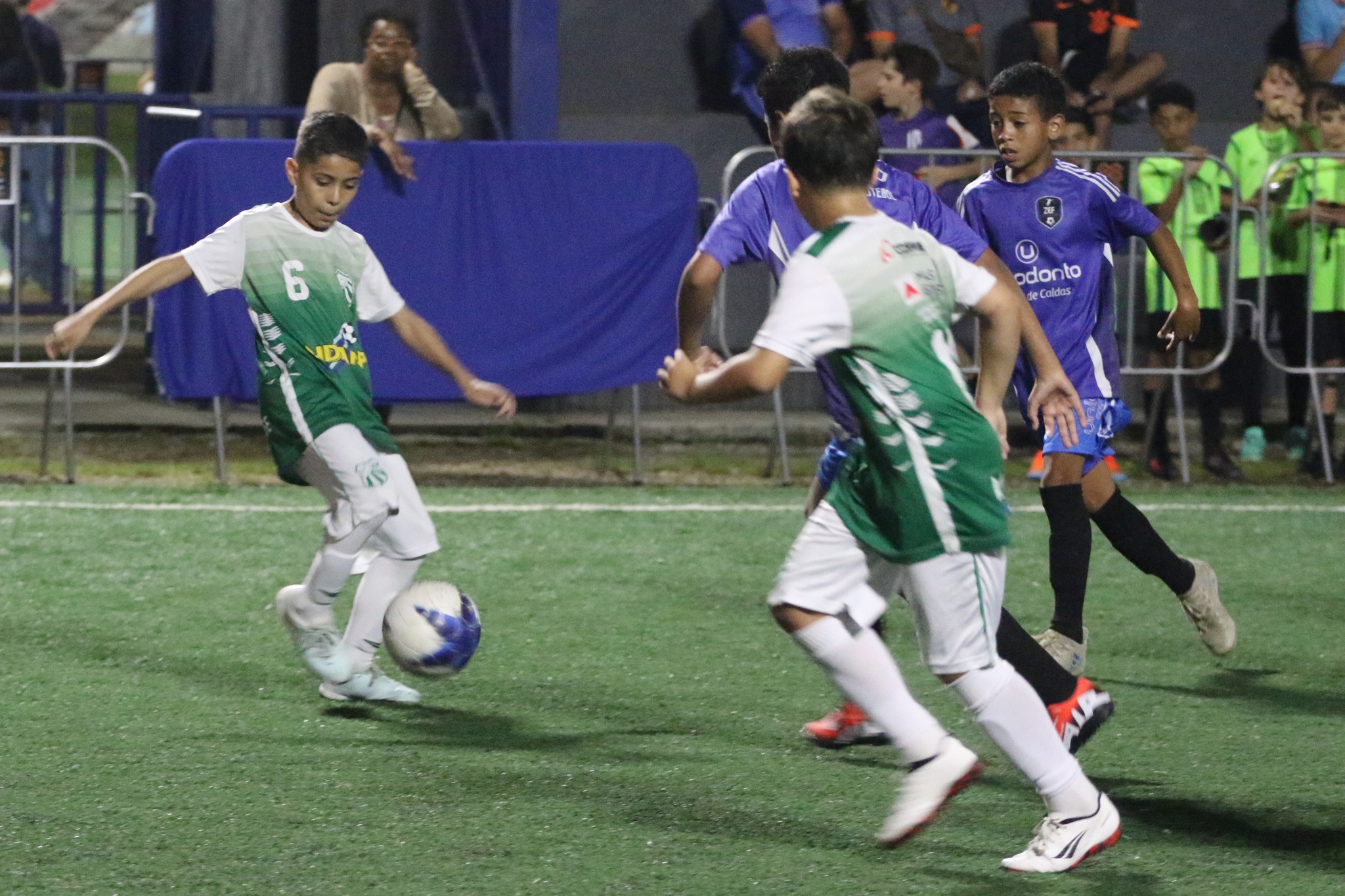 Caldense tem noite de jogos pela Copa Laércio Otávio Martins no Parque Municipal