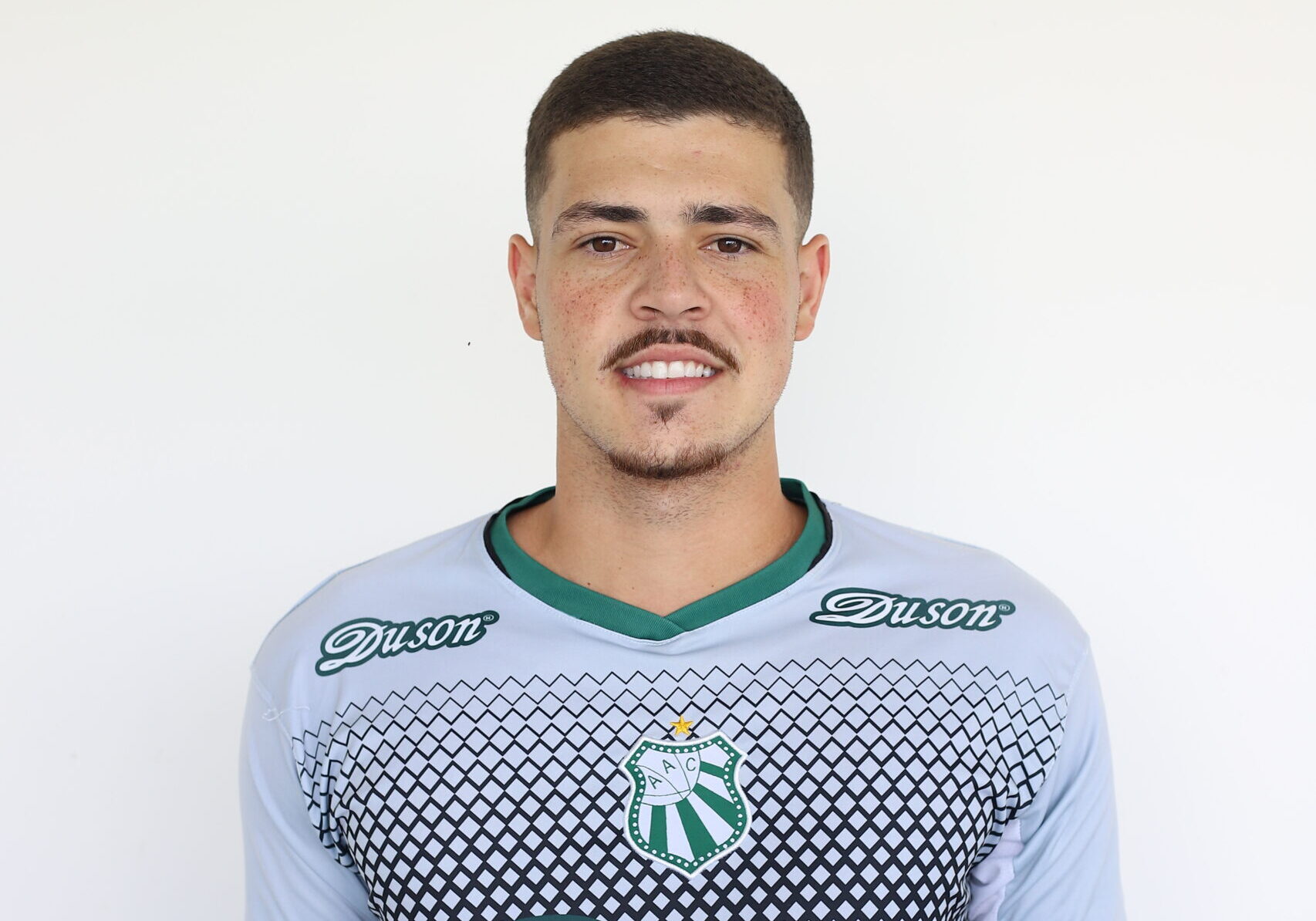 Caldense anuncia a contratação do goleiro Breno Moreira para o Módulo II