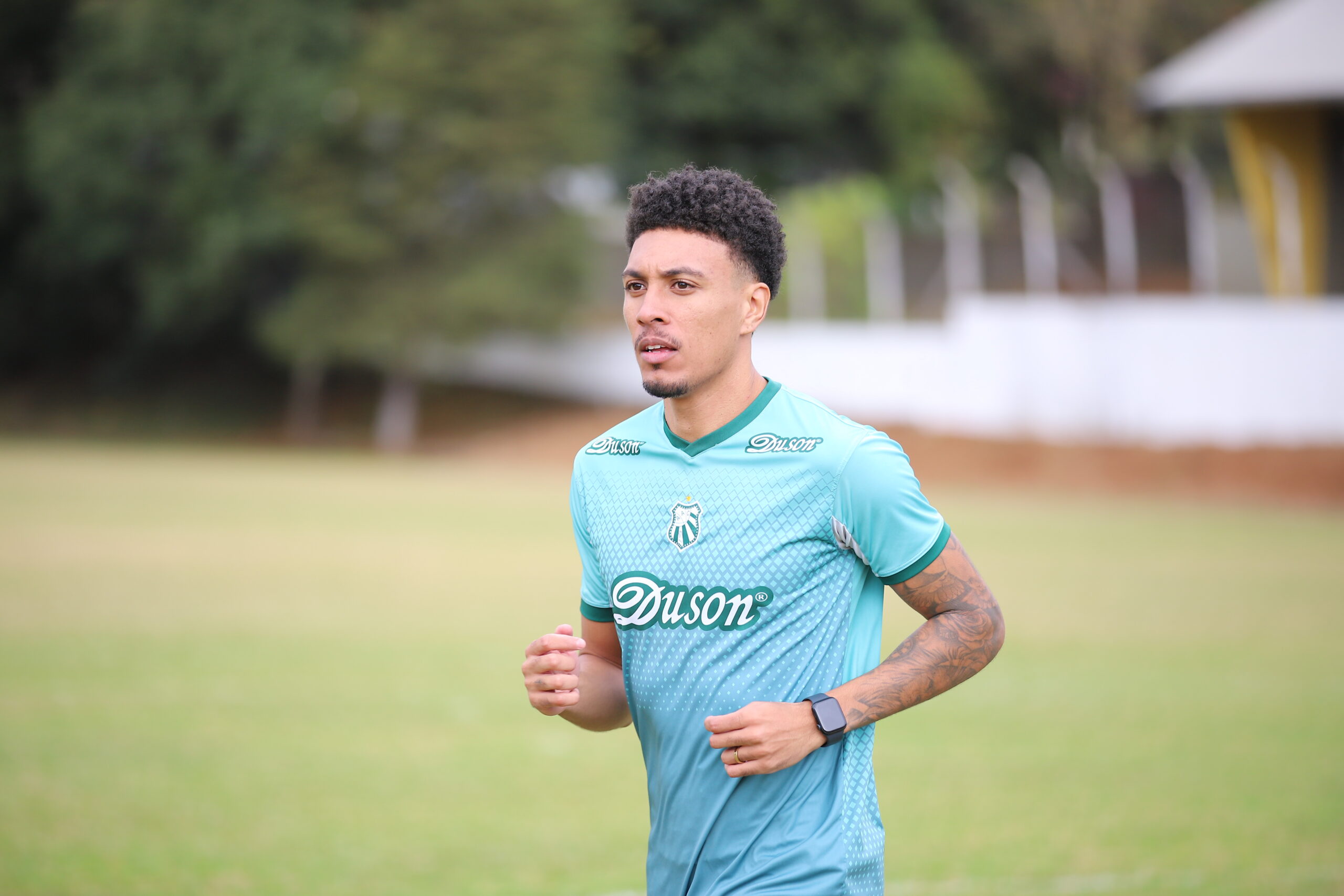 Caldense acerta retorno do meia Nathan, destaque da Veterana em 2020 e que depois jogou Série B do Brasileirão