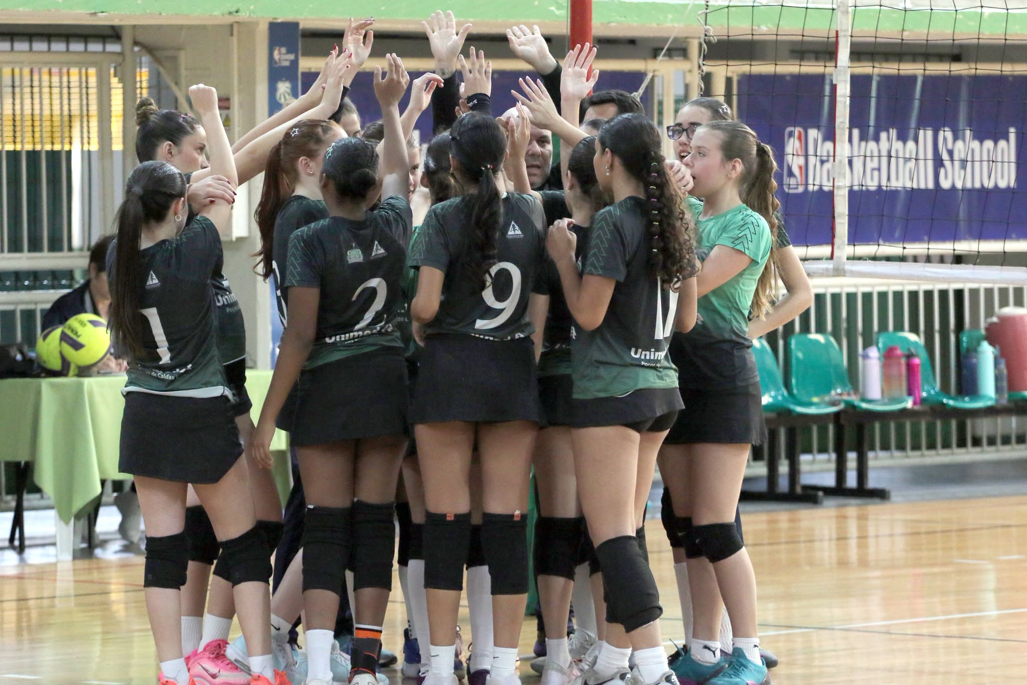 Equipe Sub-15 de Vôlei Feminino da Caldense enfrenta Tietê pela Liga Campinas