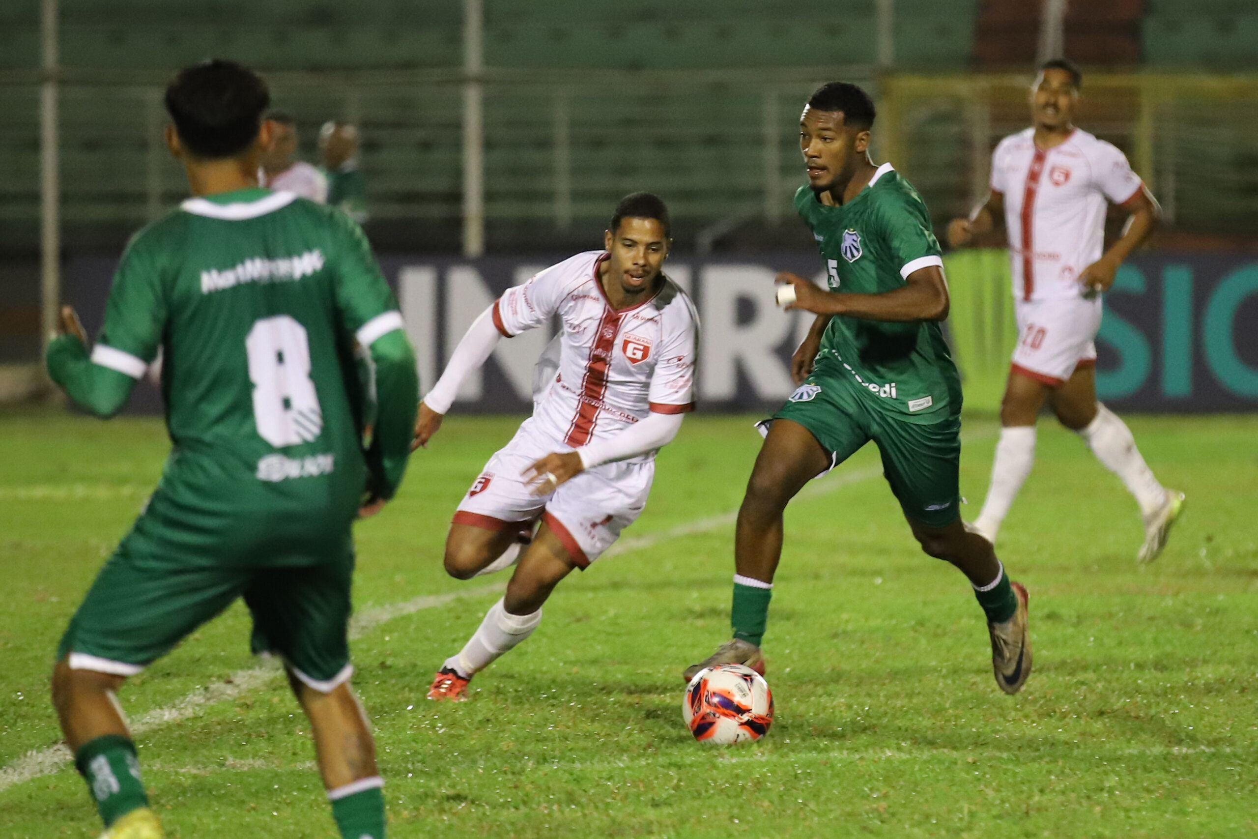 Caldense empata em 0 a 0 com o Guarani e se mantém na zona de classificação