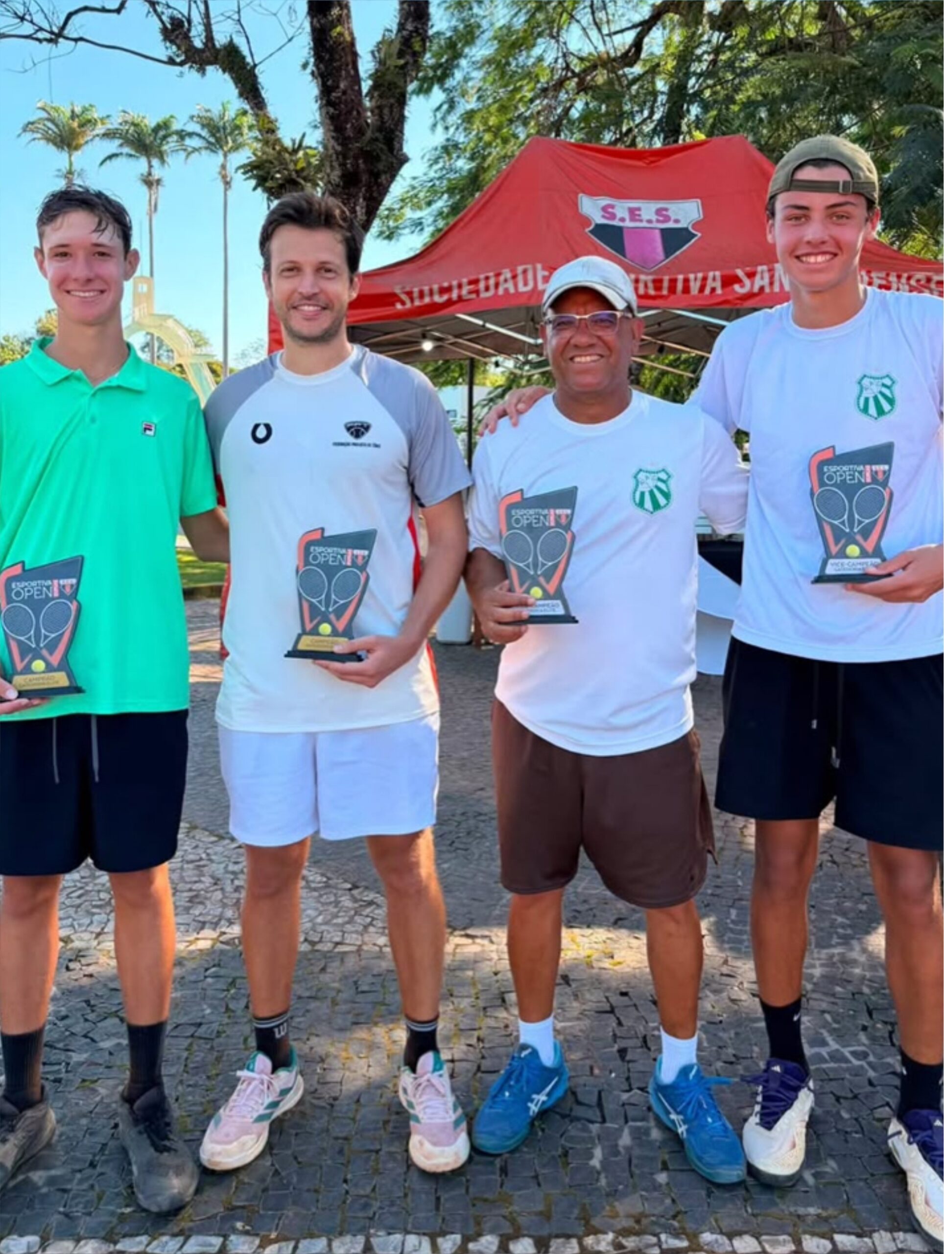 Professor e aluno da Caldense conquistam vice-campeonato e reforçam excelência do tênis alviverde