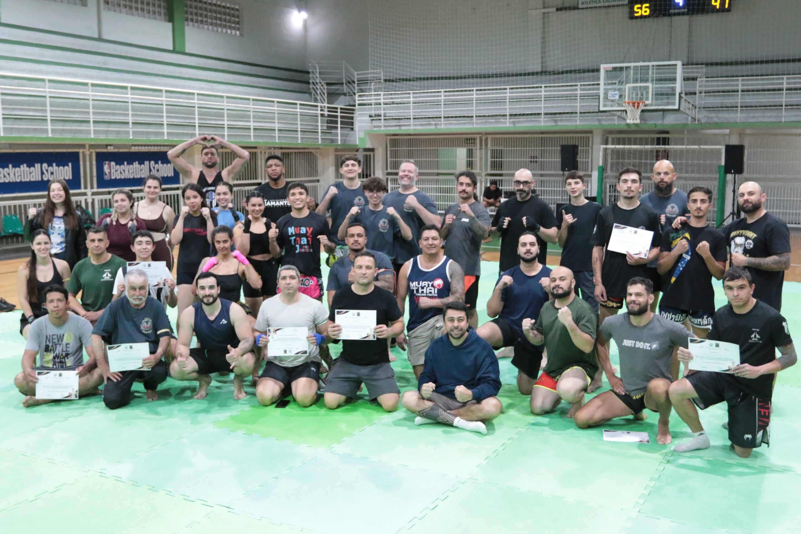 Workshop técnico de Muay Thai na Caldense reúne praticantes da modalidade esportiva