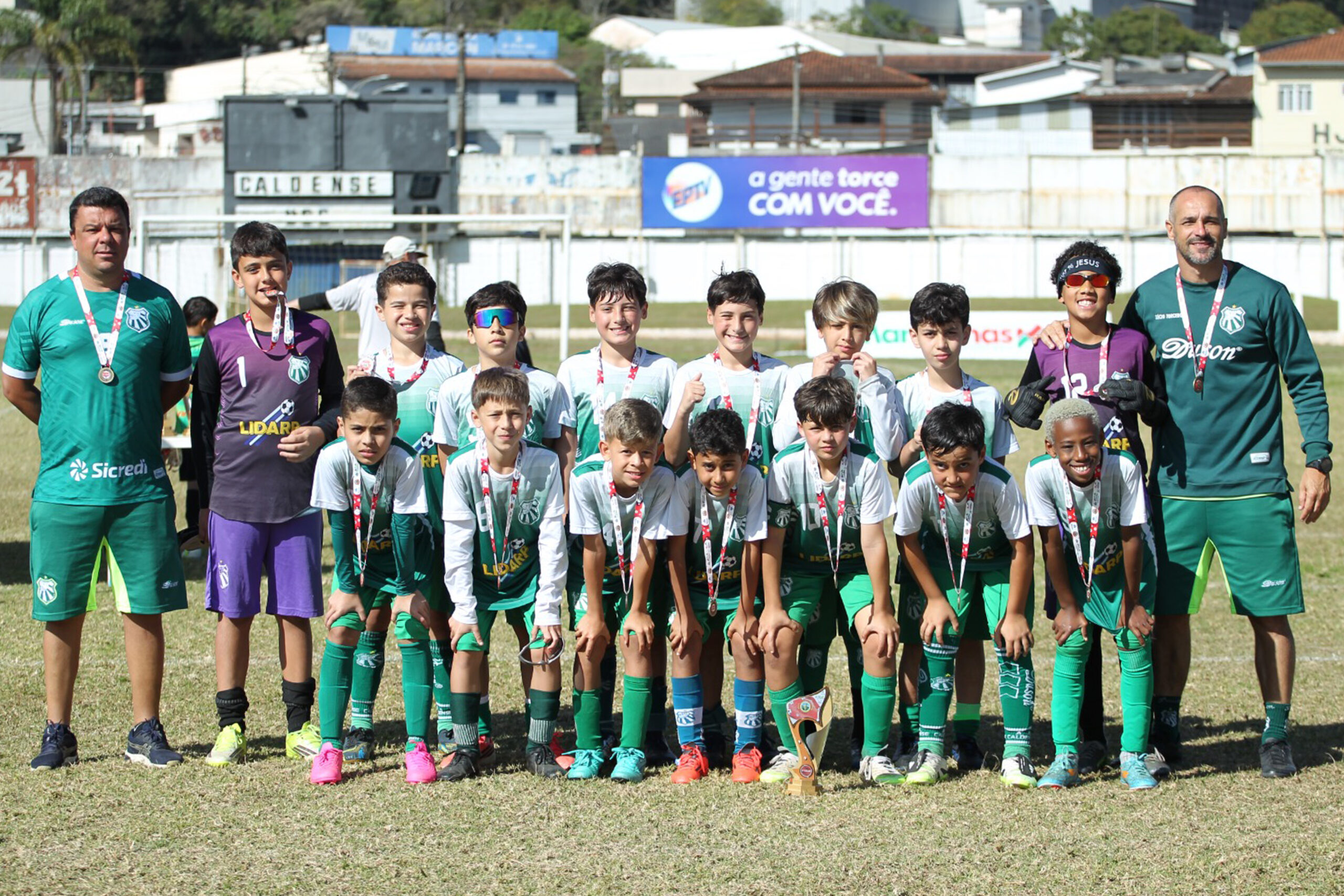 Sub-11 da Caldense conquista medalha de bronze na Taça Poços de Caldas de Futebol de Campo