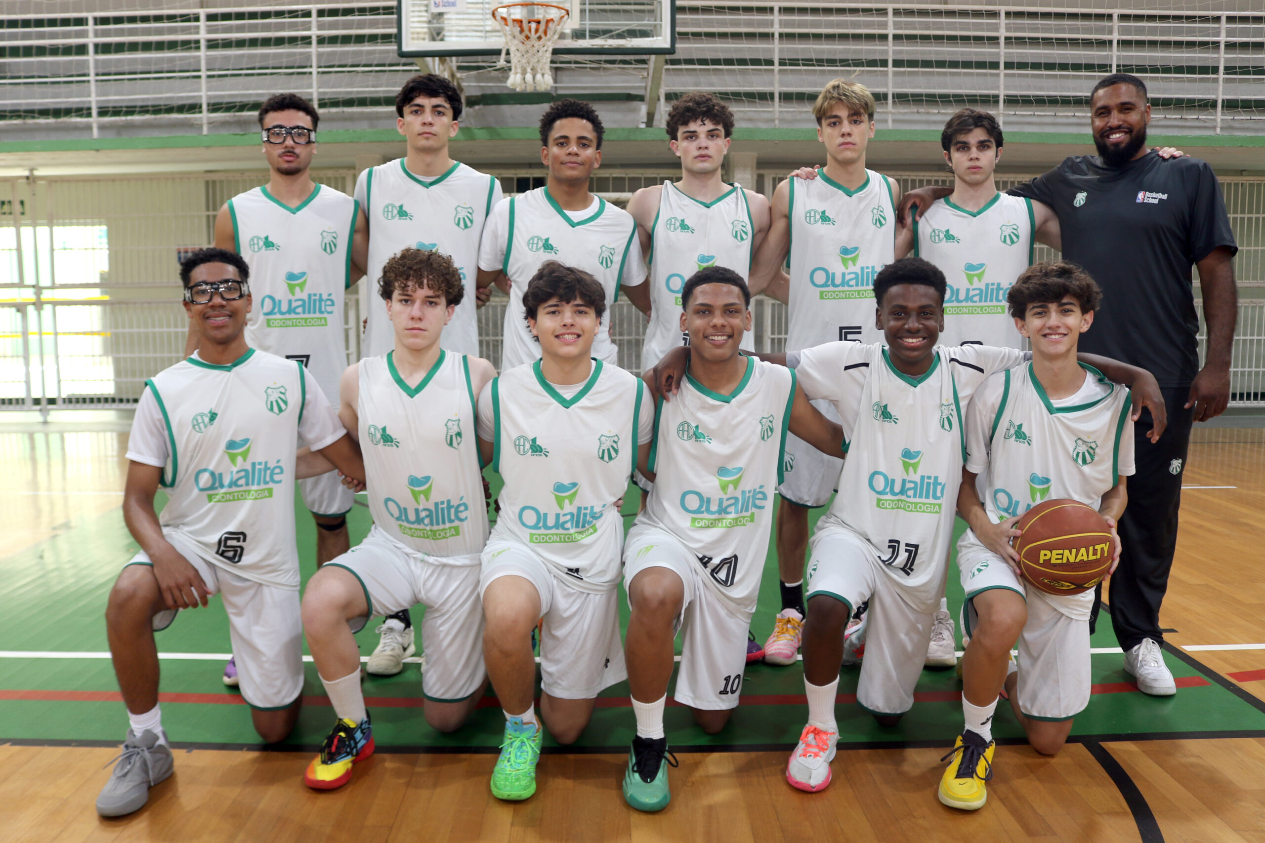 Sub-17 da Caldense de basquete vence Americana-SP e garante classificação à semifinal da ARB