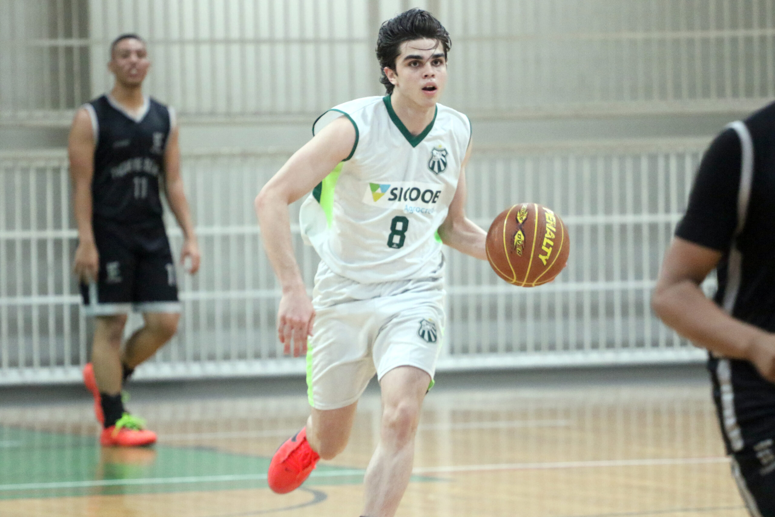 Caldense enfrenta IFSULDEMINAS em amistoso de basquete masculino