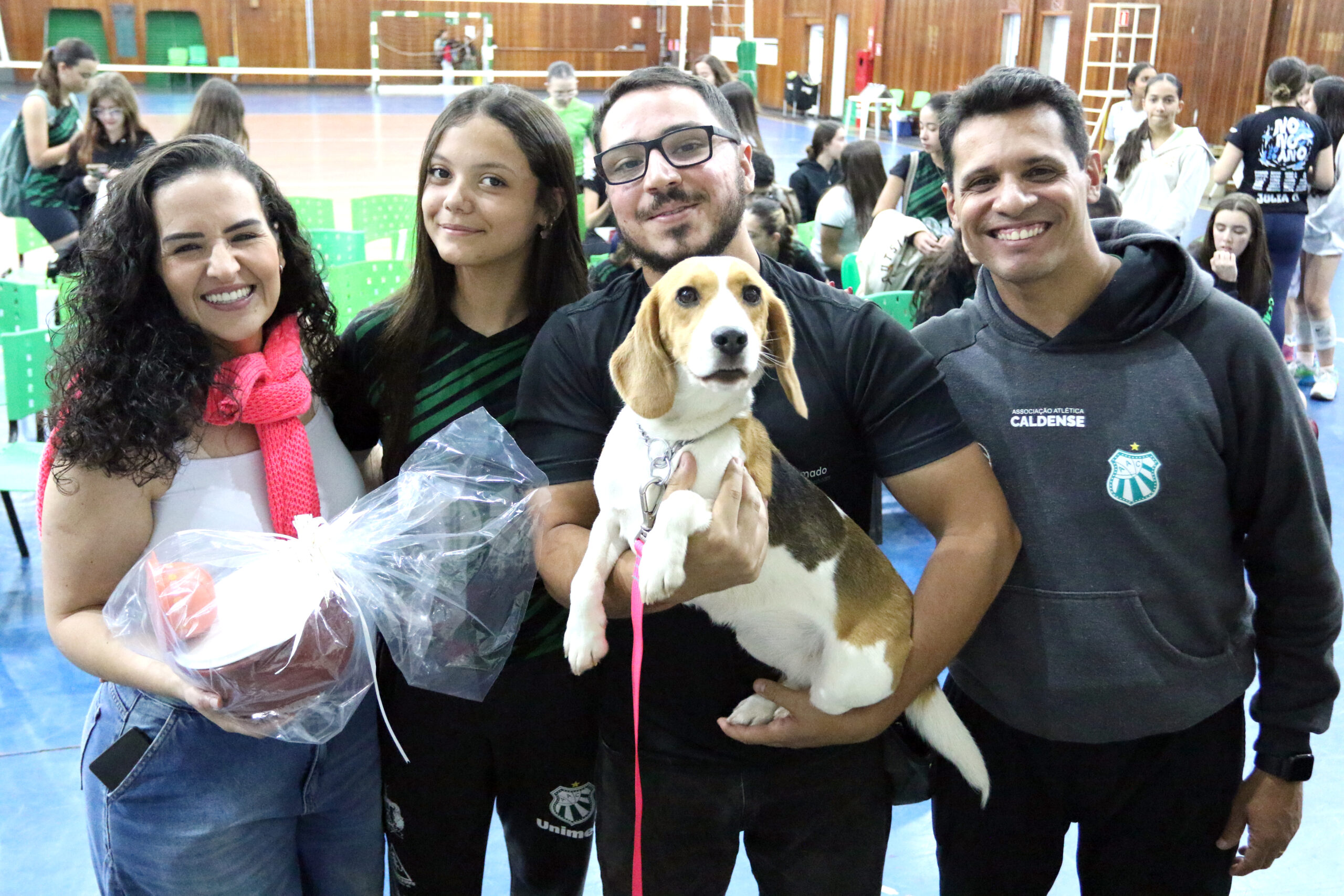 Palestra na Caldense aborda saúde emocional na adolescência e o papel dos cães como auxiliares terapêuticos